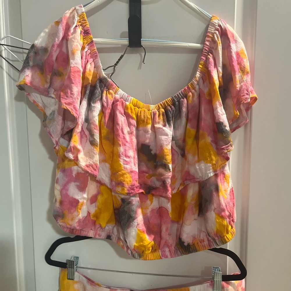 Floral Multicolor Women's off the shoulder Skirt set - Picture 5 of 6